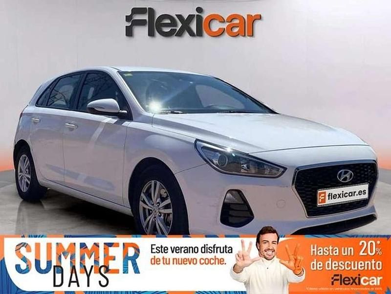 Blanco Usado 2018 Hyundai i30 Utilitario | 12.890 € (Precio justo) - Imagen 1/4