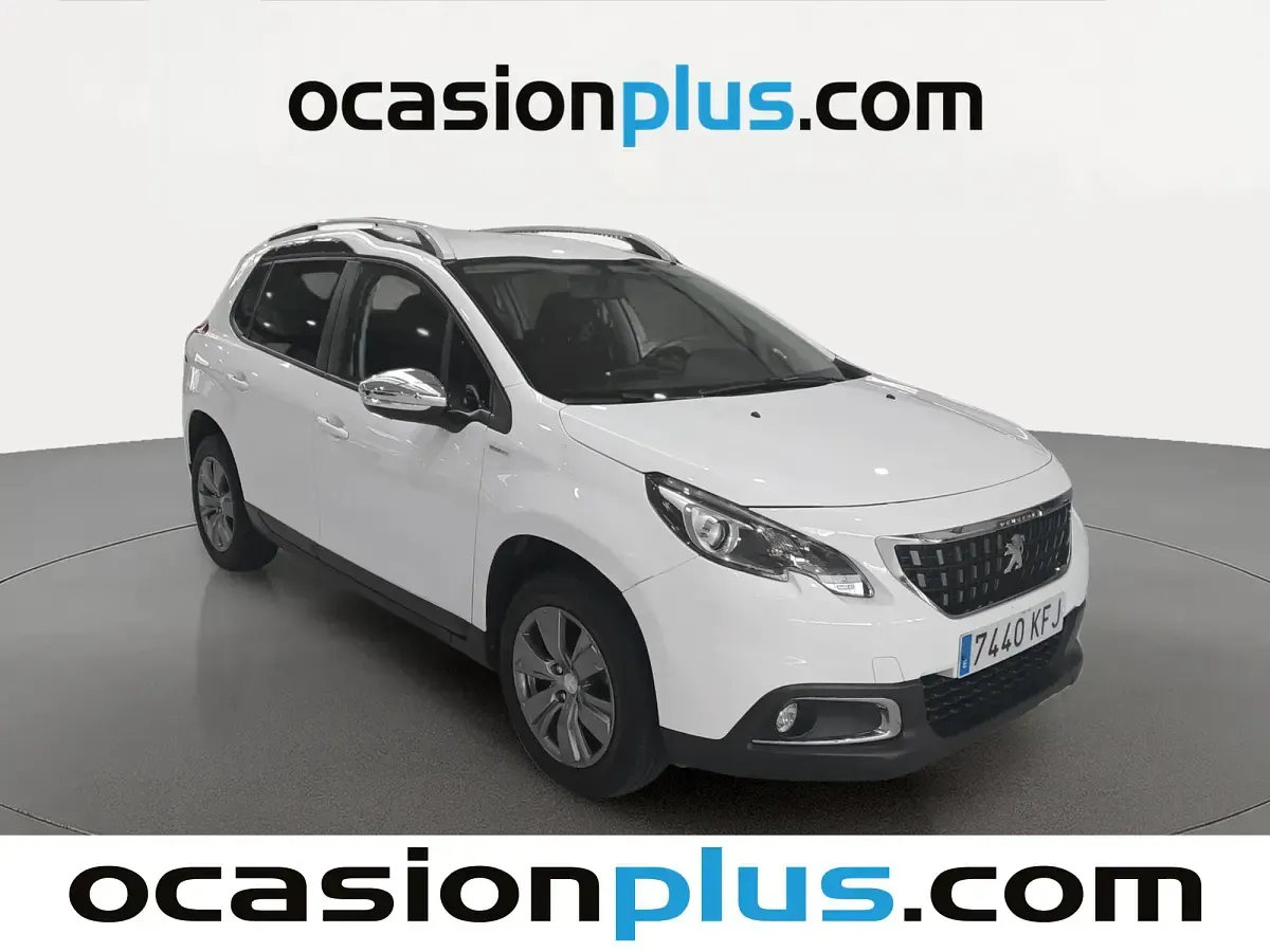 Usado Peugeot 2008 Style 100 CV (73 kW) 2017 Blanco SUV