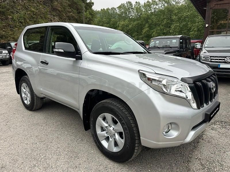 Usado Toyota Land Cruiser 177 CV (130 kW) 2017 Gris / plata SUV