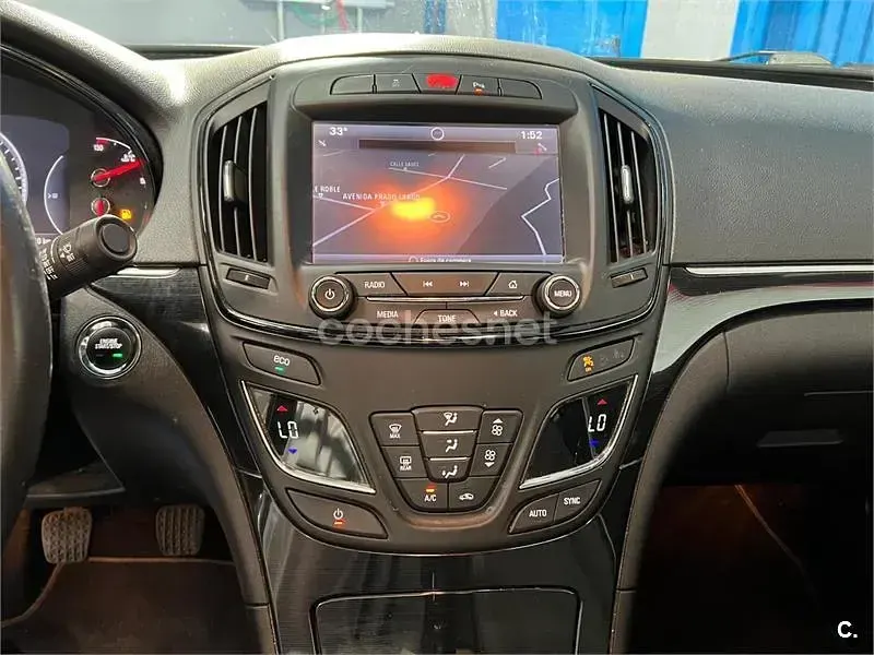 Usado Opel Insignia Excellence 136 CV (100 kW) 2015 Blanco Berlina