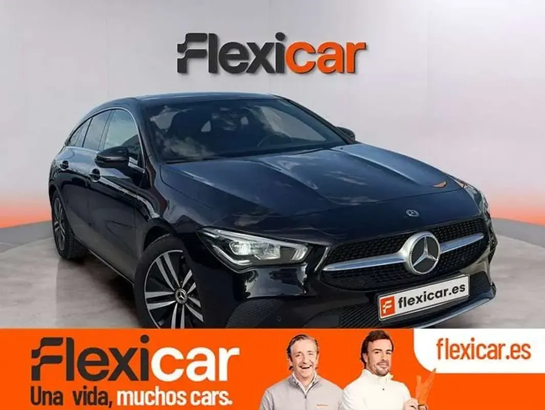 Usado Mercedes CLA200 Shooting Brake 150 CV (110 kW) 2020 Familiar