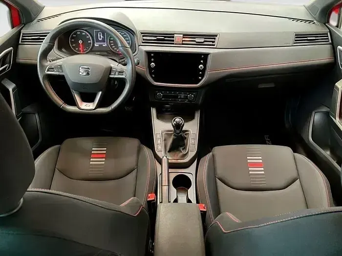 Usado Seat Ibiza FR 115 CV (84 kW) 2019 Rojo Utilitario