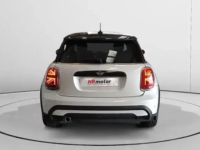 Usado Mini Cooper 136 CV (100 kW) 2023 Blanco Utilitario