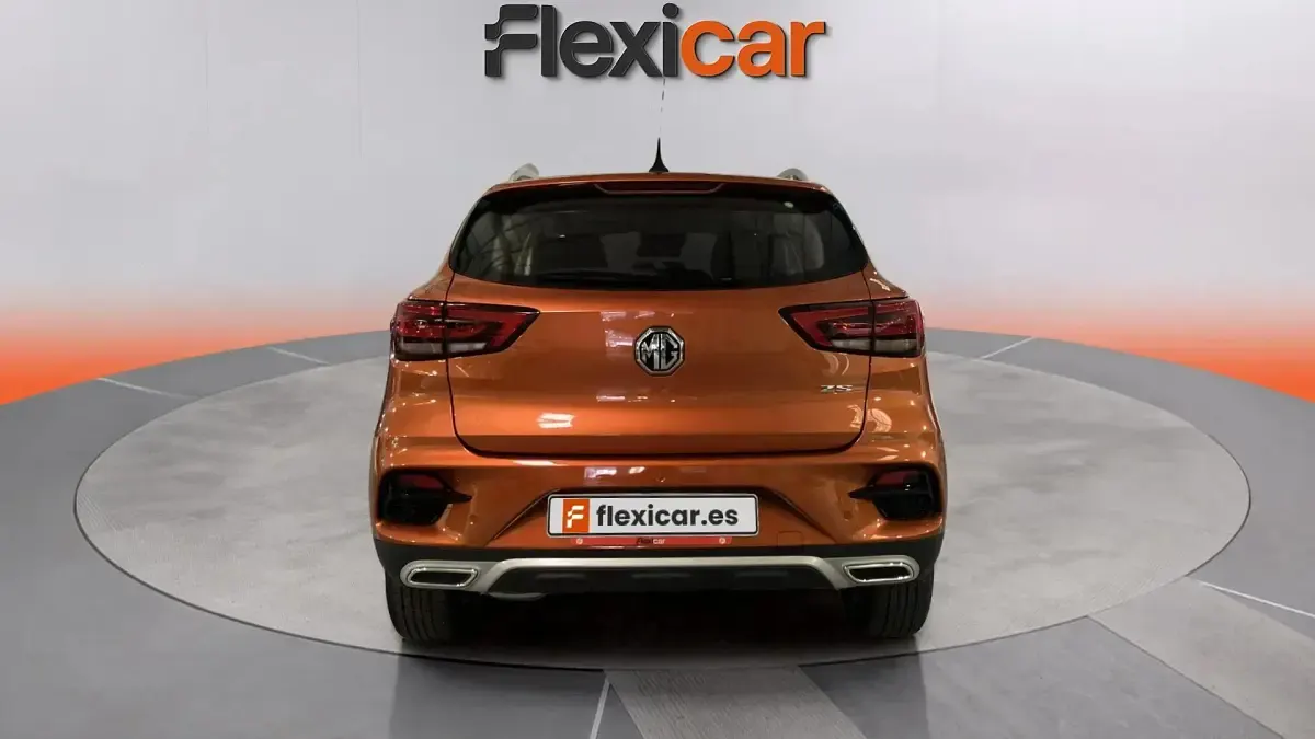 Usado MG ZS Comfort 116 CV (85 kW) 2025 Naranja SUV