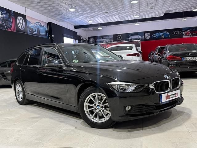 Usado BMW 318 143 CV (105 kW) 2013 Negro Familiar