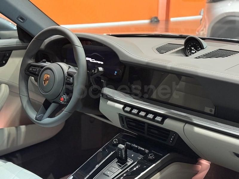 Nuevo Porsche 911 Carrera 394 CV (289 kW) 2025 Gris / plata Coupe