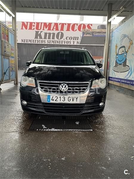 Negro Usado 2010 VW Touran Edition Monovolumen | 5490 € (Precio justo) - Imagen 1/4