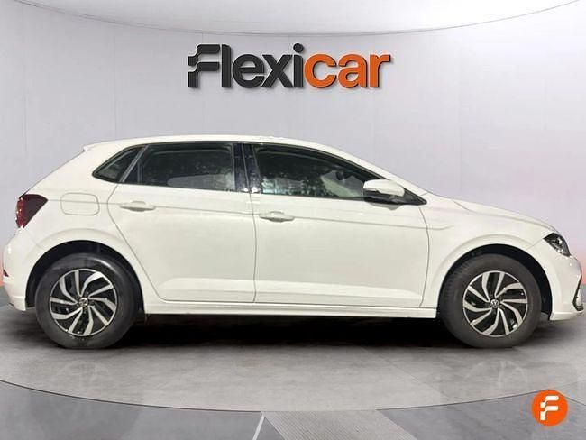 Usado VW Polo Life 95 CV (69 kW) 2023 Blanco Utilitario