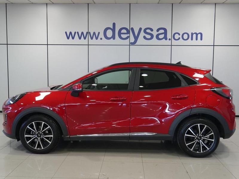 Usado Ford Puma Titanium 125 CV (91 kW) 2022 Rojo SUV