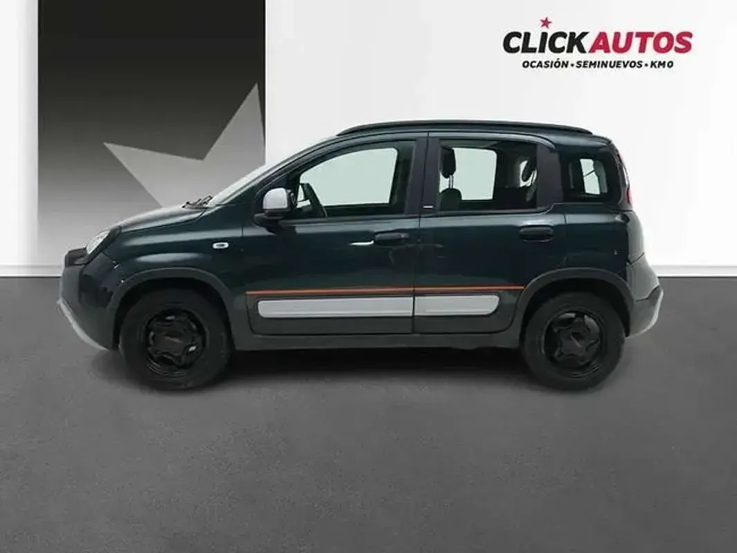 Usado Fiat Panda Garmin 71 CV (52 kW) 2023 Verde Utilitario