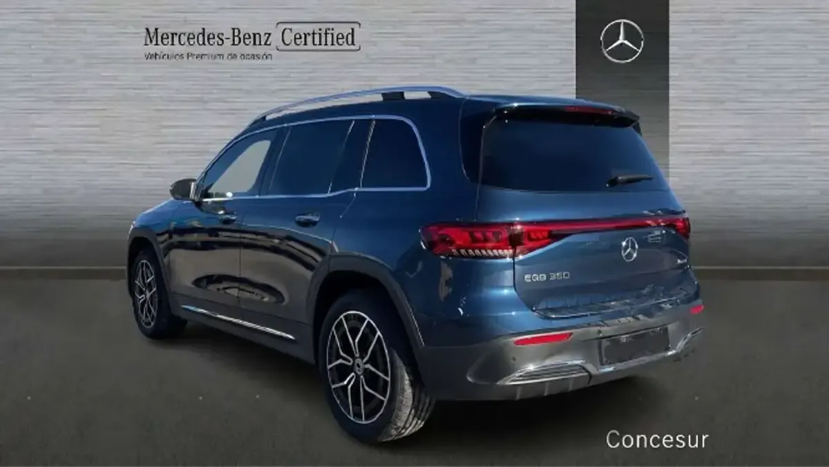 Käytetty Mercedes EQB350 214 kW (292 HP) 2022 Sininen Katumaasturi