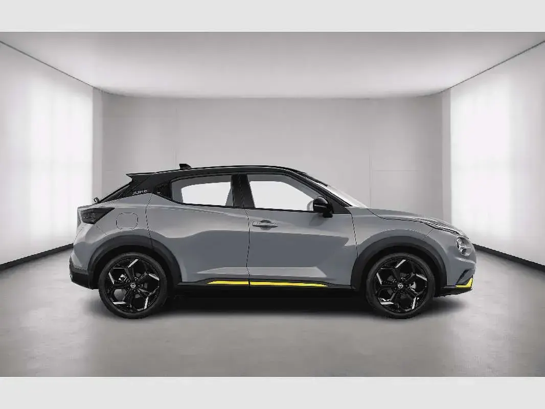 Usado Nissan Kiiro 114 CV (83 kW) 2022 Negro SUV