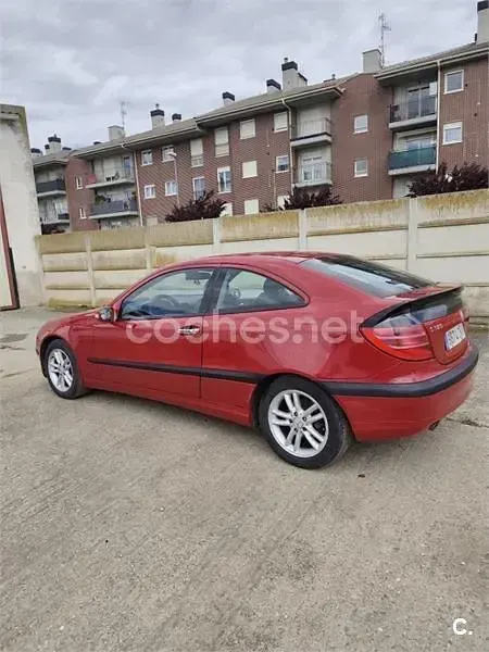 Usado Mercedes C180 143 CV (105 kW) 2003 Rojo Berlina