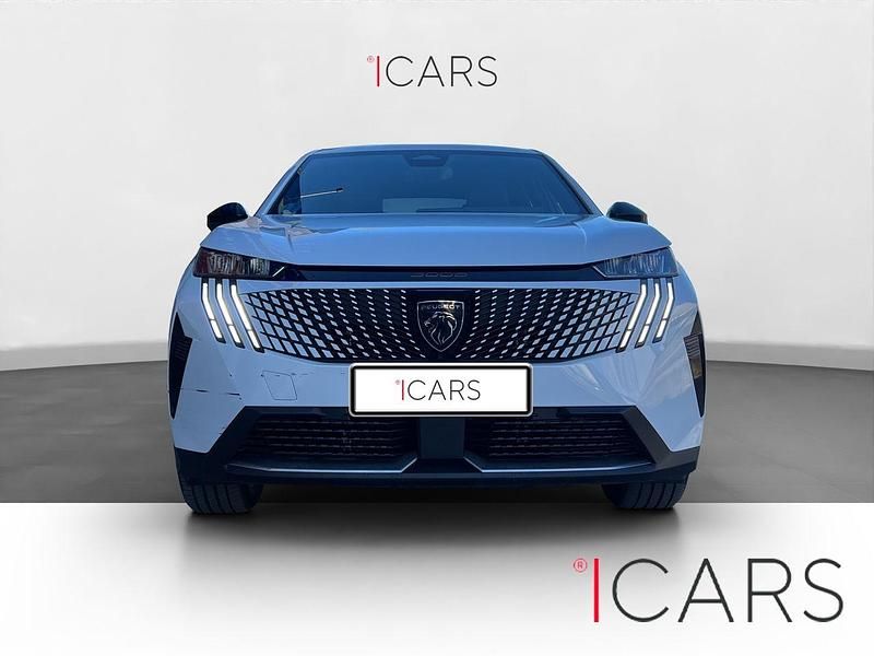 Usado Peugeot 3008 Allure 136 CV (100 kW) 2024 Blanco SUV