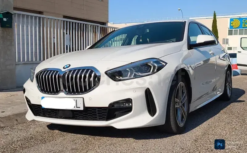 Usado BMW 118 150 CV (110 kW) 2023 Blanco Berlina
