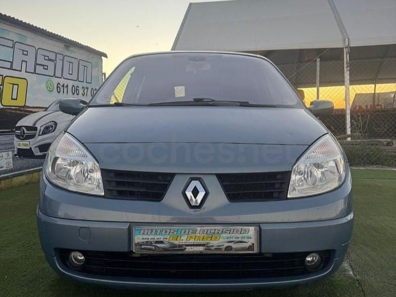 Usado Renault Scénic II 130 CV (95 kW) 2007 Azul Monovolumen