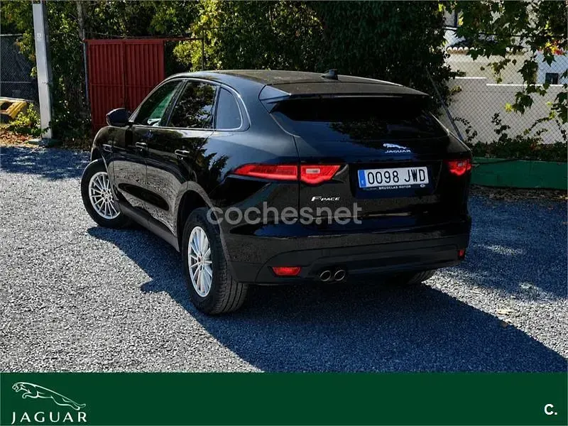 Usado Jaguar F-Pace Pure 180 CV (132 kW) 2017 Negro SUV