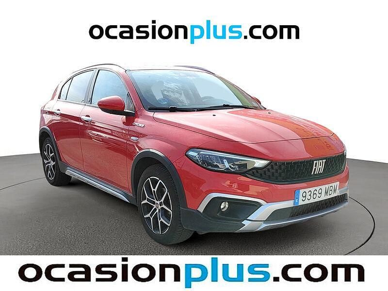 Usado Fiat Tipo Red 130 CV (95 kW) 2022 Rojo Berlina