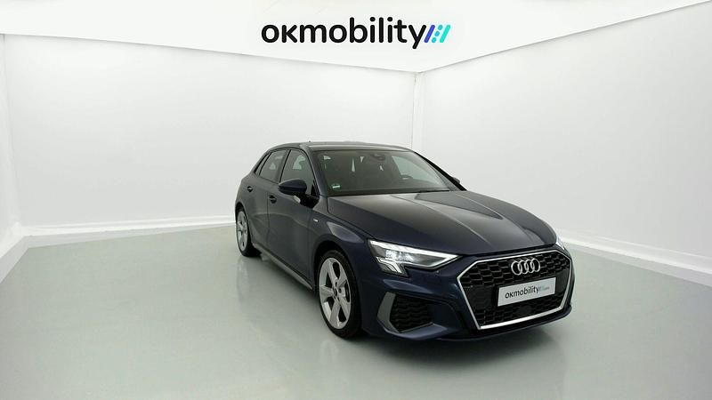 Usado Audi A3 Sportback e-tron S-Line 150 CV (110 kW) 2023 Navarrablau metallic Utilitario