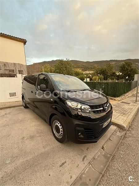Usado Opel Vivaro 145 CV (106 kW) 2019 Negro Monovolumen