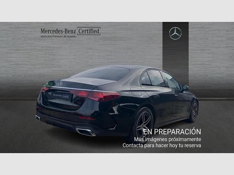 Usado Mercedes E220 197 CV (144 kW) 2025 Negro Berlina