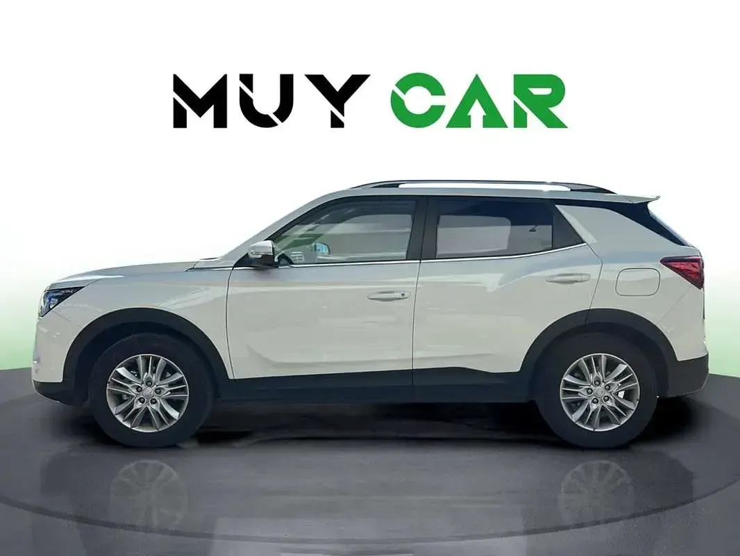Usado SsangYong Korando 148 CV (108 kW) 2022 Blanco SUV