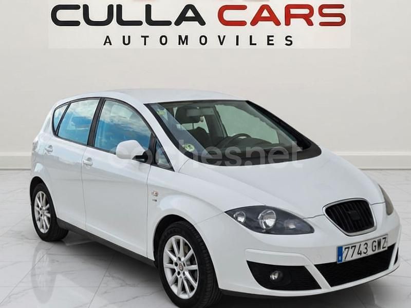Blanco Usado 2010 Seat Altea Style Monovolumen | 6999 € (Un poco caro) - Imagen 1/4