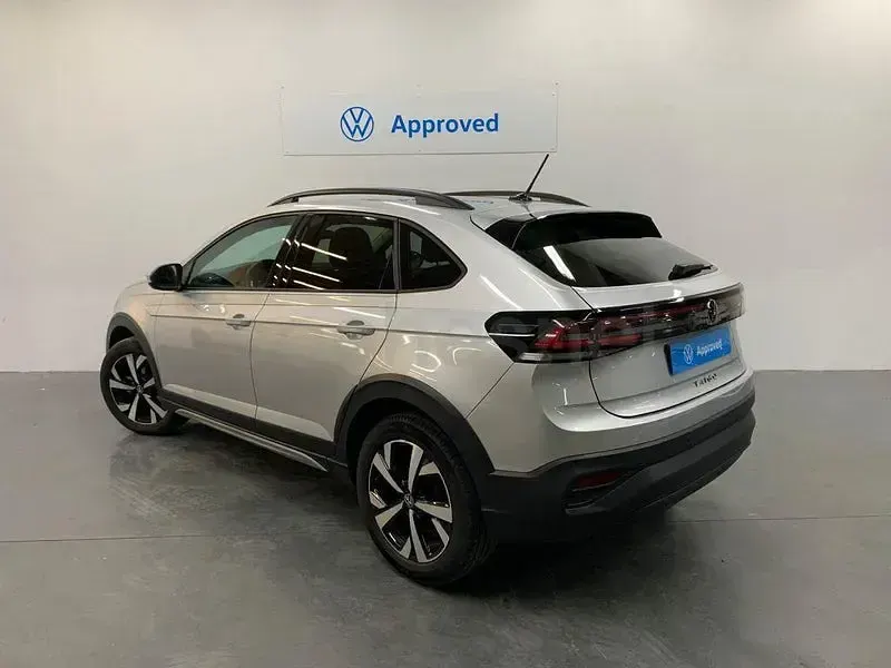 Usado VW Taigo 115 CV (84 kW) 2025 Gris / plata SUV