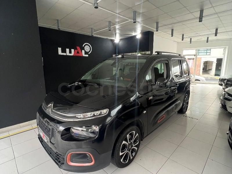 Usado Citroën Berlingo Shine 130 HP (95 kW) 2018 Preto Monovolume