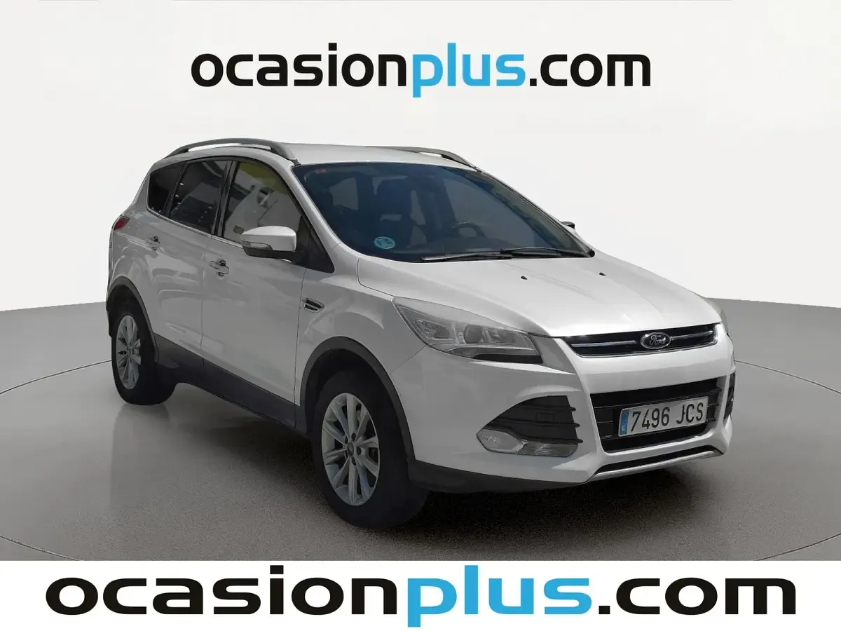 Usado Ford Kuga Titanium 150 CV (110 kW) 2015 Blanco SUV