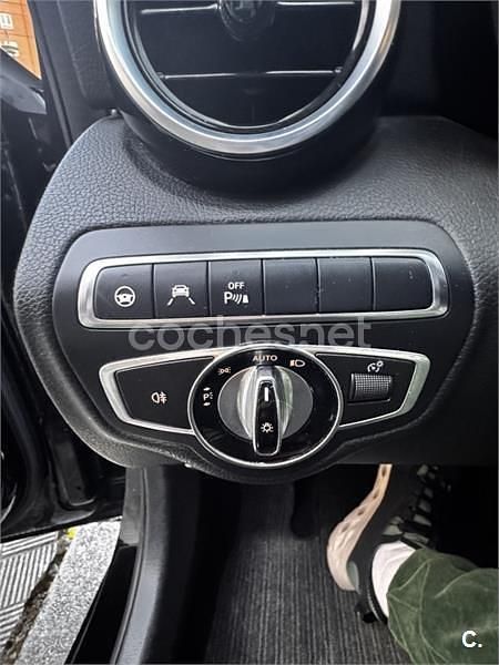 Käytetty Mercedes C220 AMG line 170 HP (125 kW) 2016 Musta Sedan