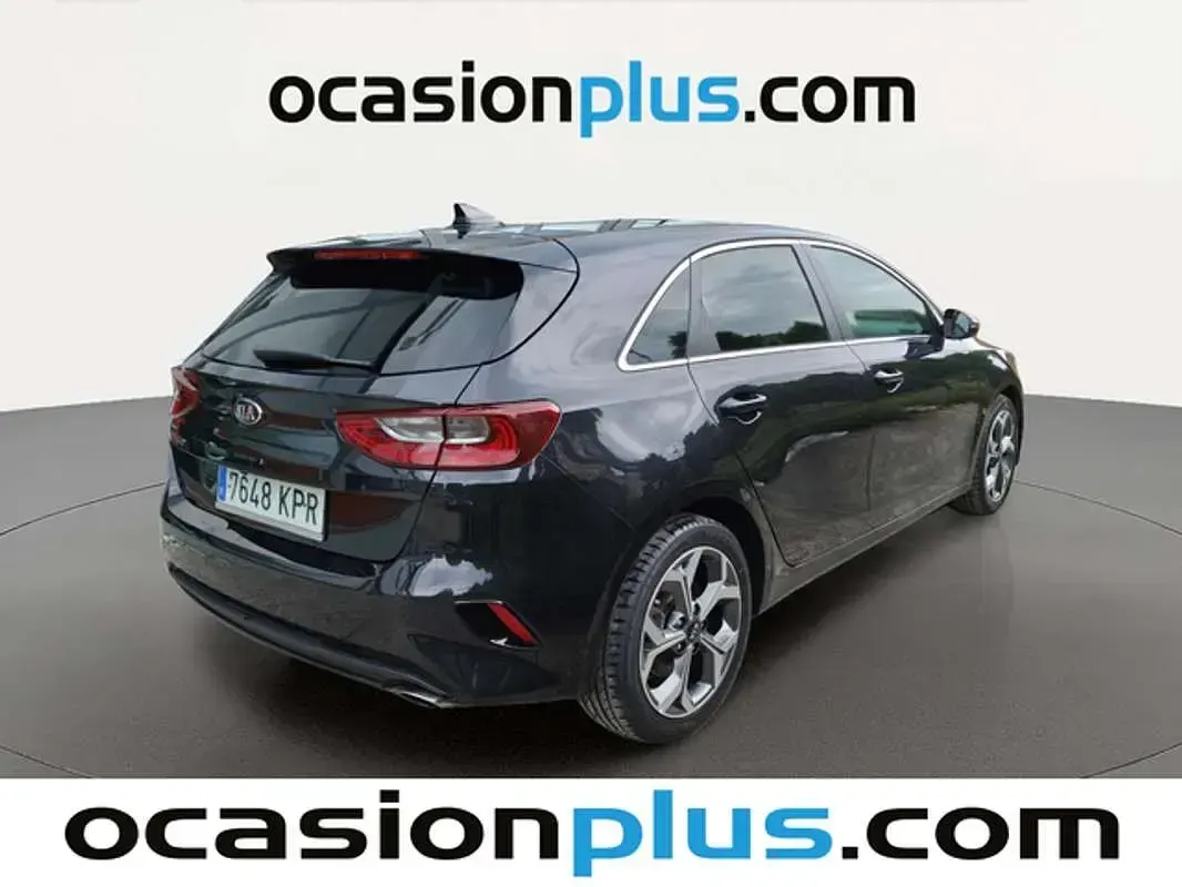 Usado Kia Ceed Launch Edition 140 CV (102 kW) 2018 Negro Utilitario