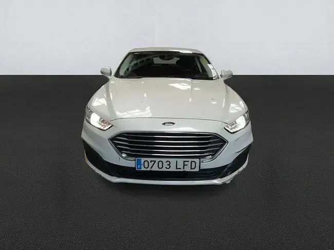 Usado Ford Mondeo Trend 150 CV (110 kW) 2020 Blanco Berlina