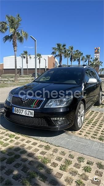 Negro Usado 2011 Skoda Octavia RS Familiar | 12.990 € (Buen precio) - Imagen 1/4