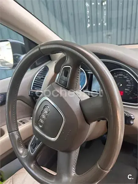 Usado Audi Q7 Ambiente 240 CV (176 kW) 2010 Granate SUV