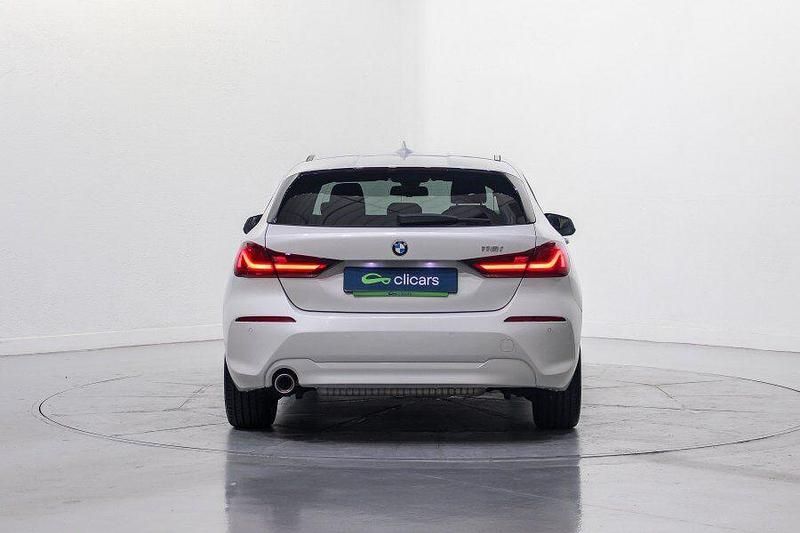 Usado BMW 118 136 CV (100 kW) 2022 Blanco Utilitario