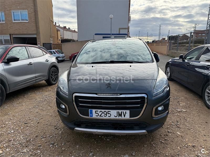 Usado Peugeot 3008 Crossway 120 CV (88 kW) 2016 Negro Berlina