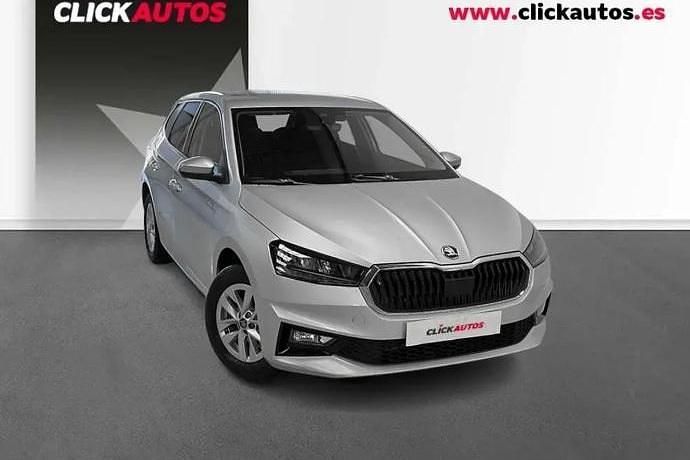 Usado Skoda Fabia Selection 95 CV (69 kW) 2025 Blanco Utilitario