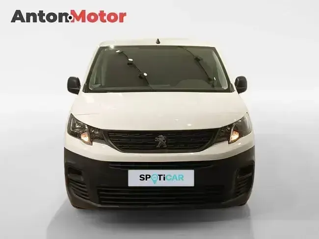 Usado Peugeot Partner 98 CV (72 kW) 2021 Blanco Monovolumen