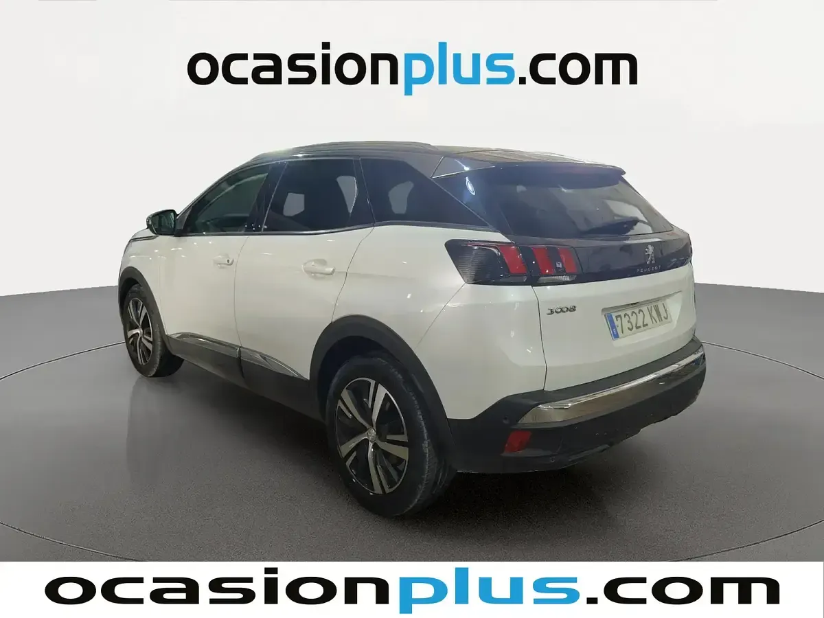 Usado Peugeot 3008 Allure 130 CV (95 kW) 2019 Blanco SUV