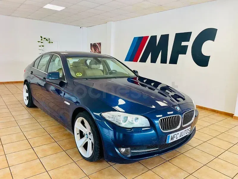 Usado BMW 525 Comfort Edition 218 CV (160 kW) 2011 Azul Berlina