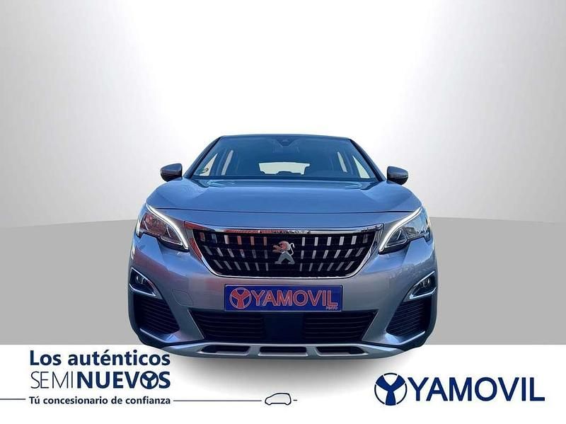 Usado Peugeot 3008 Allure 131 CV (96 kW) 2019 Gris SUV