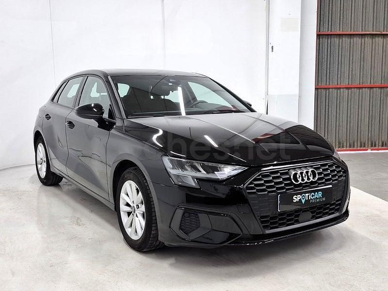 Usado Audi A3 110 CV (80 kW) 2023 Negro Berlina