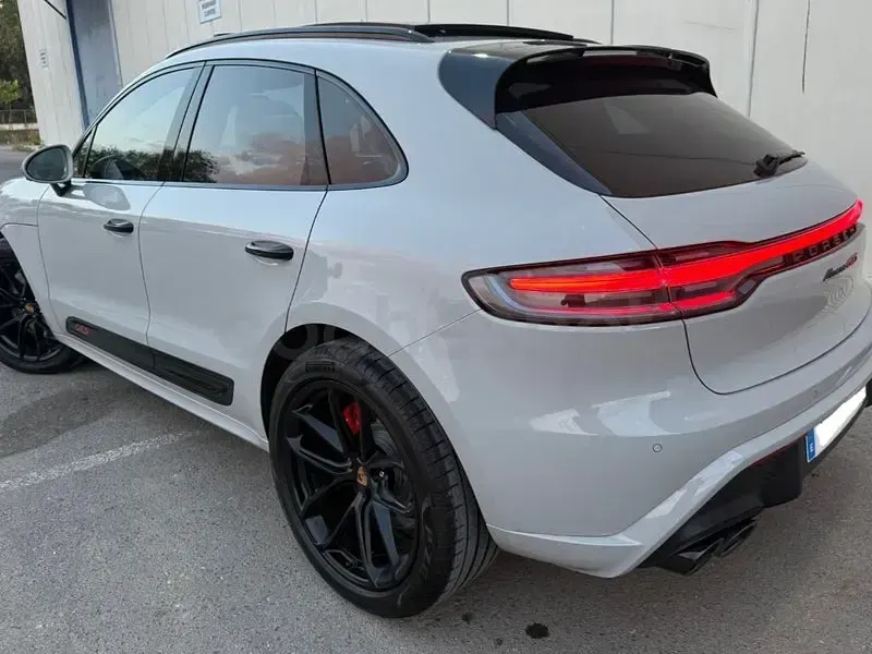 Usado Porsche Macan GTS 440 CV (323 kW) 2023 Gris / plata SUV