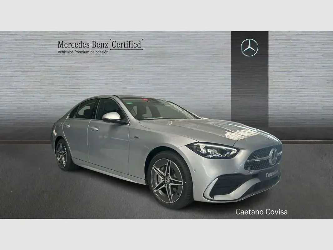 Nuevo Mercedes E300 313 CV (230 kW) 2026 Plateado Berlina
