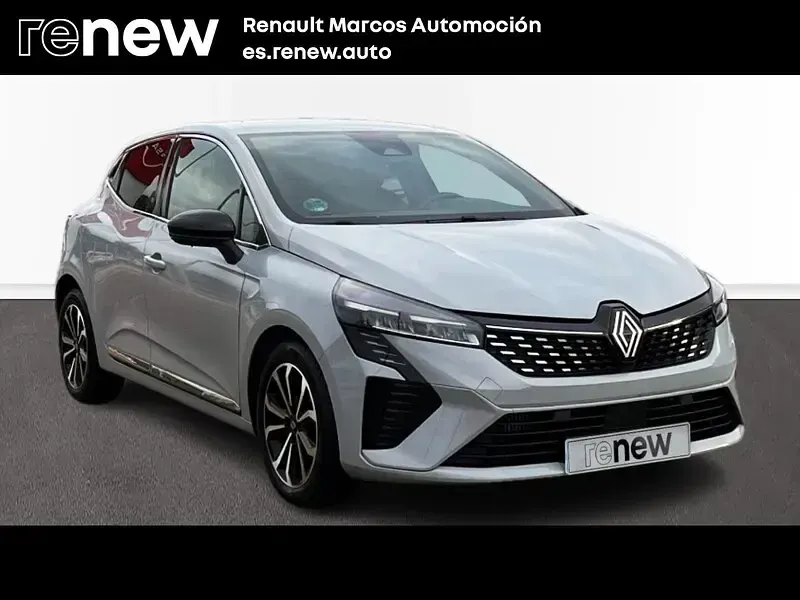 Usado Renault Clio V Techno 90 CV (66 kW) 2023 Gris Berlina