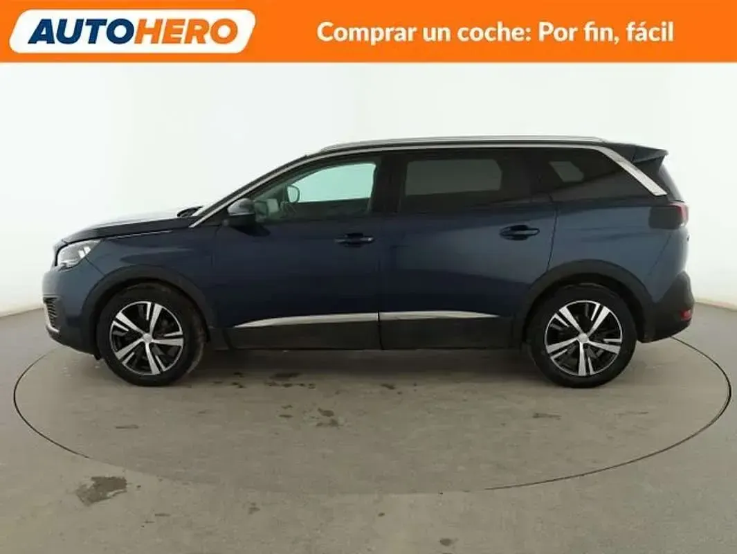 Usado Peugeot 5008 Allure 131 CV (96 kW) 2018 Azul SUV