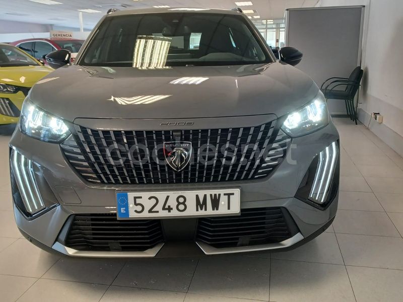 Usado Peugeot 2008 Allure 136 CV (100 kW) 2024 Otro SUV