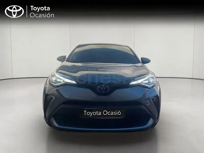 Usado Toyota C-HR Advance 184 CV (135 kW) 2022 Gris / plata SUV