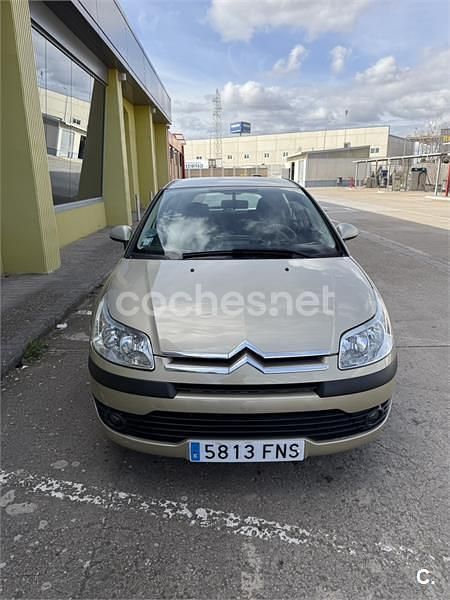 Usado Citroën C4 110 CV (80 kW) 2007 Beige Berlina